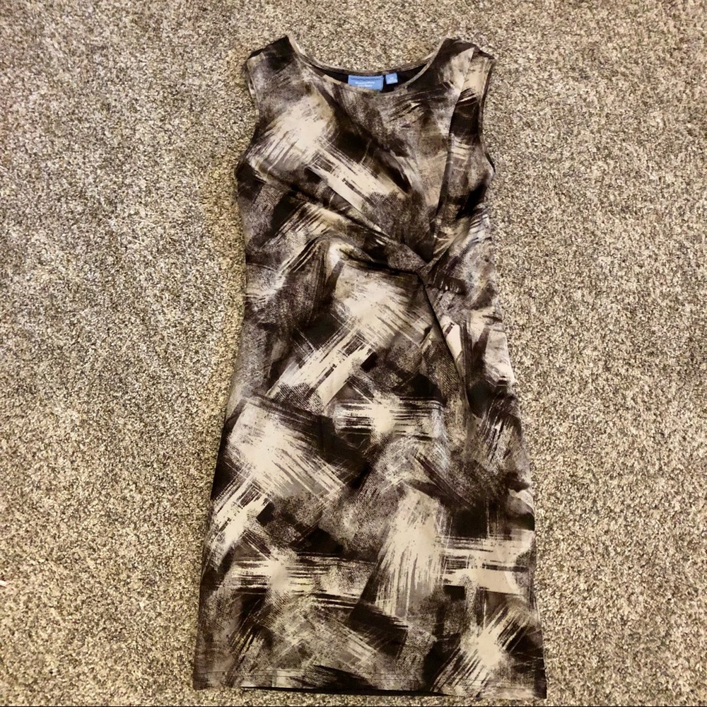 Like new! Simply Vera Vera Wang printed dress